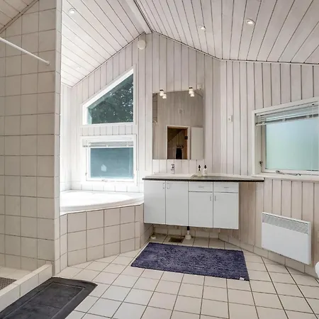 Awesome In Vaeggerlose With Kitchen *